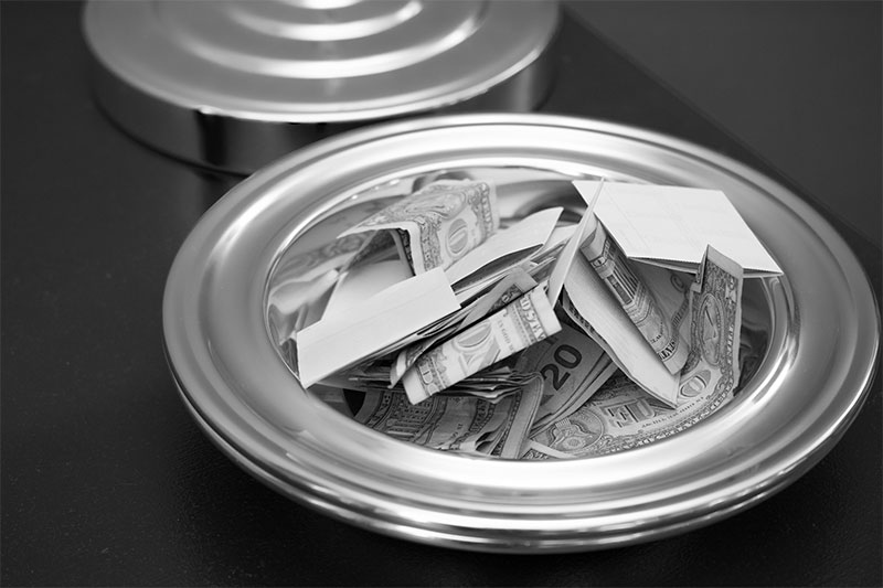 6 Reasons Churches are Saying Goodbye to the Offering Plate!